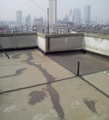 南充漏水维修 楼顶漏水是什么原因，楼顶漏水维修方法是什么?